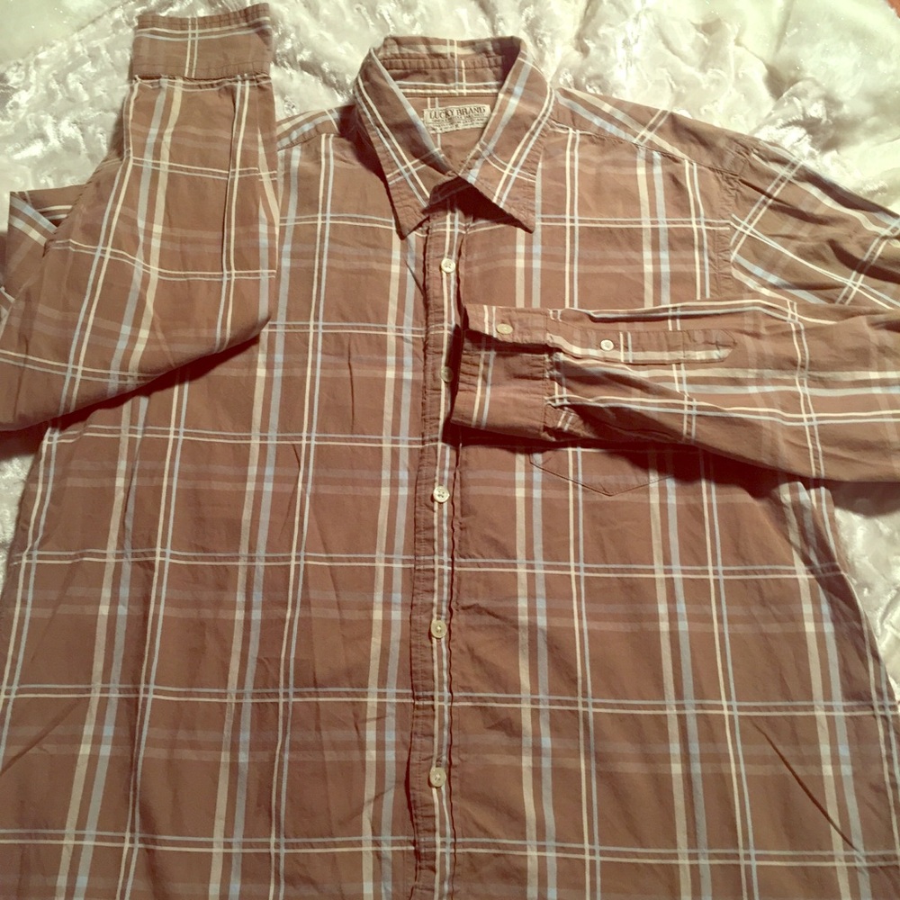 ☘️Lucky Brand Button Down Shirt☘️